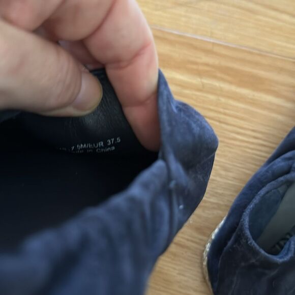 VINCE Womens Navy Leather Espadrille 37.5 Ruched Stretch Meryl Round Toe Slip On - Picture 11 of 11